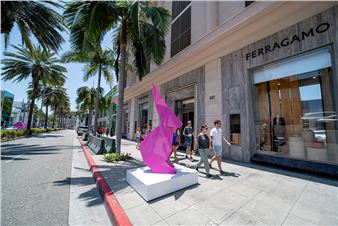'Imagiro' outdoor art installation of Origami animals by Mr Brainwash pops up on Rodeo Drive