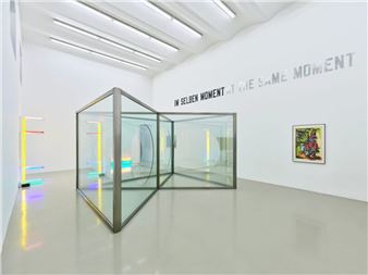 Dan Graham: Optics and Humor - Galerie Meyer Kainer
